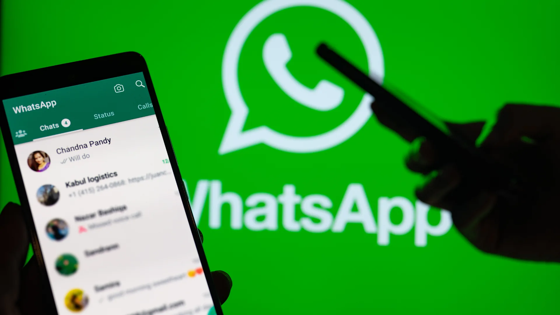 واتساب تختبر ميزة إنشاء صور شخصية باستخدام الذكاء الاصطناعي