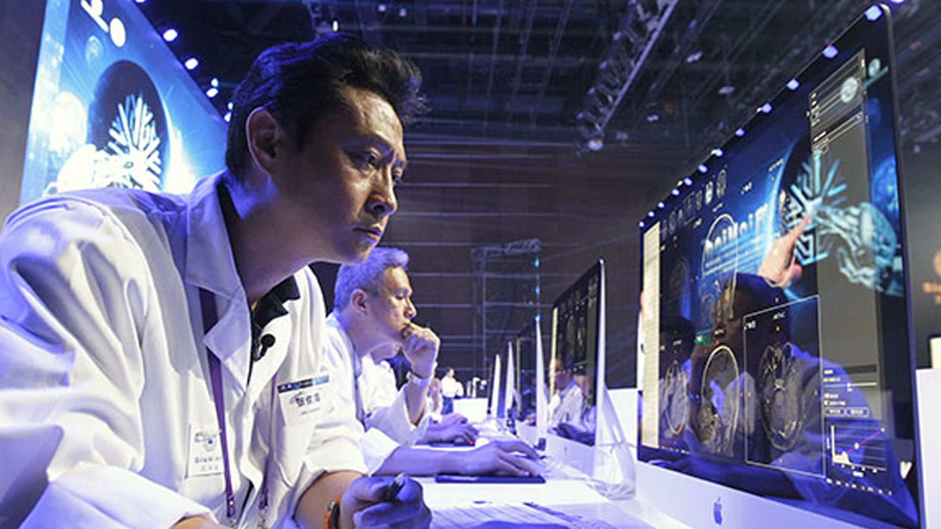 مواجهة بين الذكاء الاصطناعي والأطباء في تشخيص الأمراض… من المنتصر؟