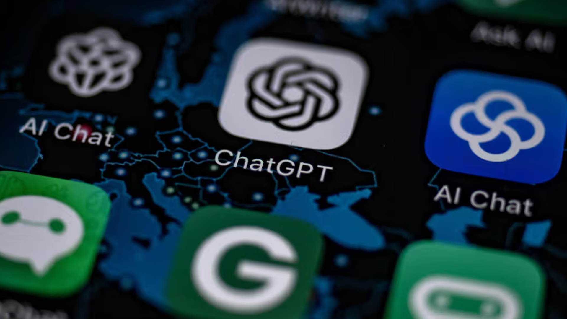 OpenAI تتيح خيار تخزين بيانات الشركات مجانًا داخل الإمارات